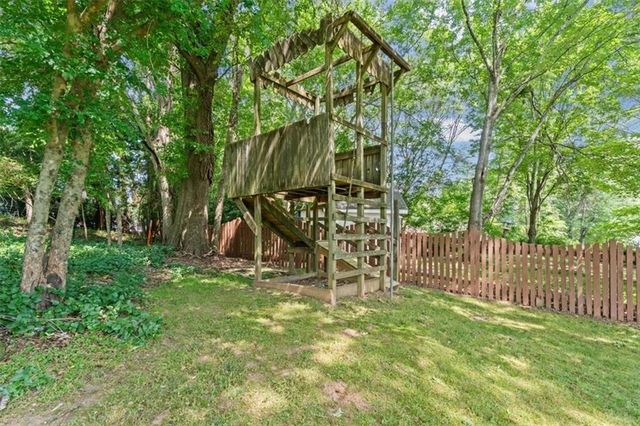 6021 Neely Farm Drive, Peachtree Corners, GA 30092