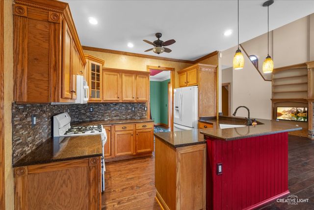 1267 Red Fox Circle, Sandwich, IL 60548