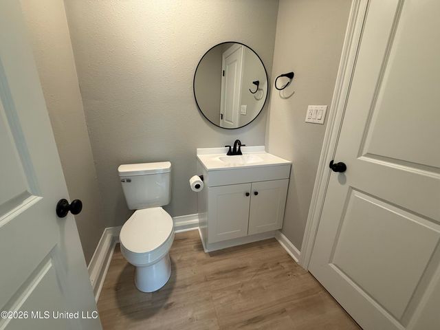 1400 Riverside Drive, Gautier, MS 39553