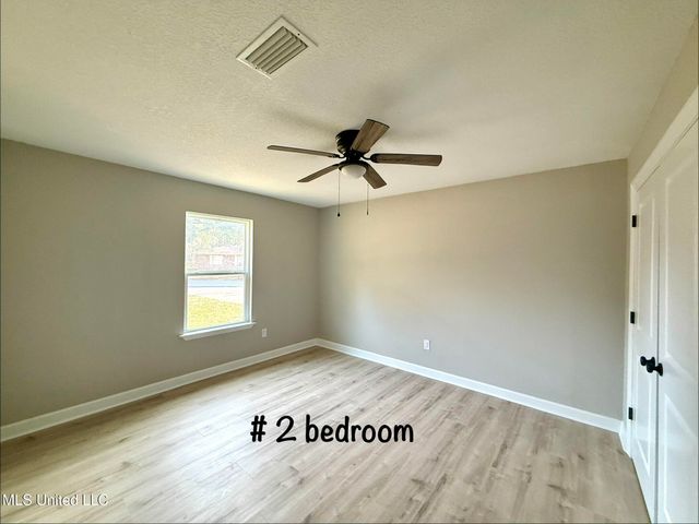 1400 Riverside Drive, Gautier, MS 39553