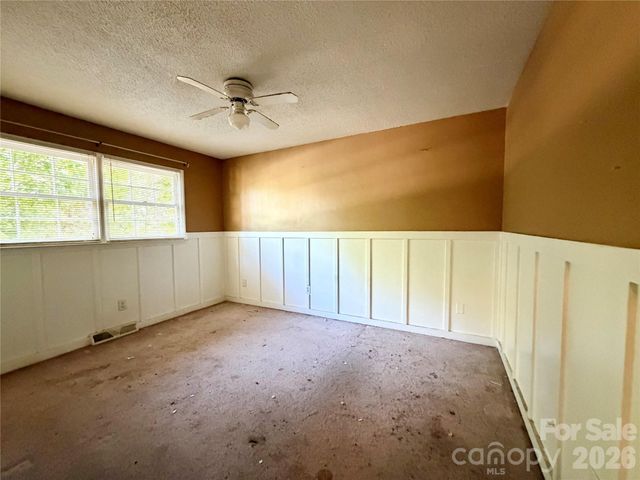 127 Sequoia Drive, Gastonia, NC 28052