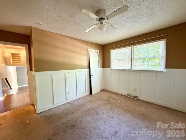 127 Sequoia Drive, Gastonia, NC 28052