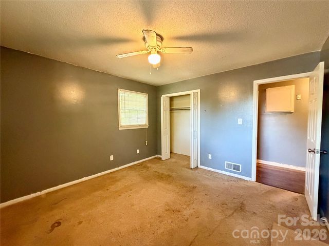 127 Sequoia Drive, Gastonia, NC 28052