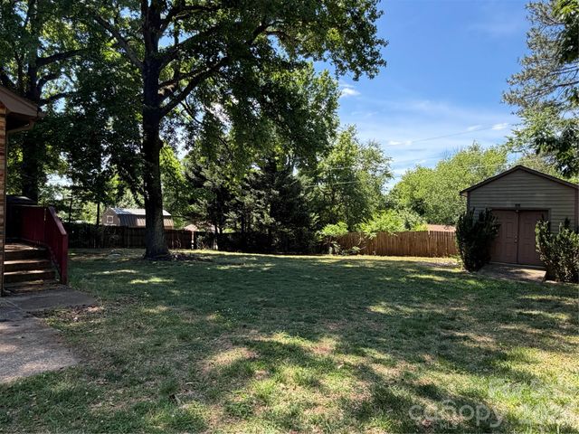 127 Sequoia Drive, Gastonia, NC 28052