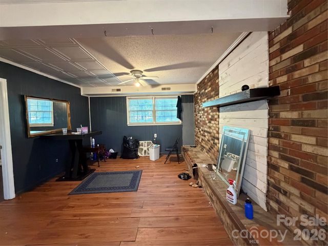 127 Sequoia Drive, Gastonia, NC 28052