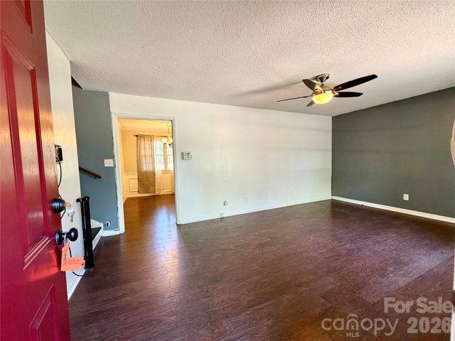 127 Sequoia Drive, Gastonia, NC 28052