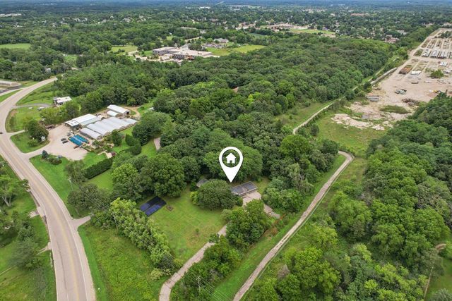 1009 Spring Valley ROAD, Burlington, WI 53105