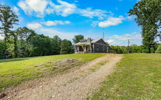 326 Hargis Rd, Dover, TN 37058