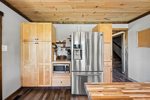 326 Hargis Rd, Dover, TN 37058