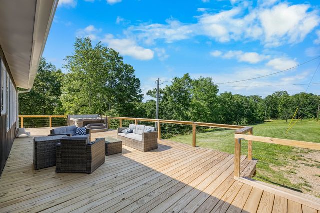 326 Hargis Rd, Dover, TN 37058