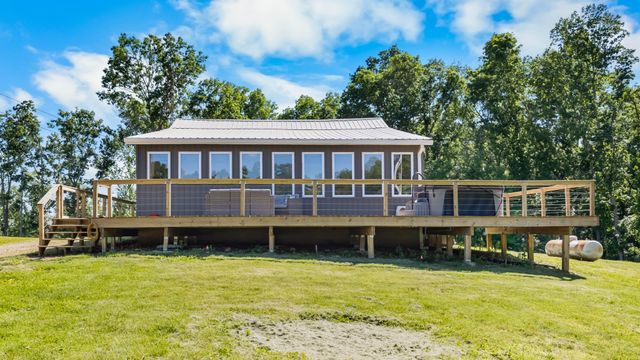 326 Hargis Rd, Dover, TN 37058