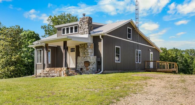 326 Hargis Rd, Dover, TN 37058