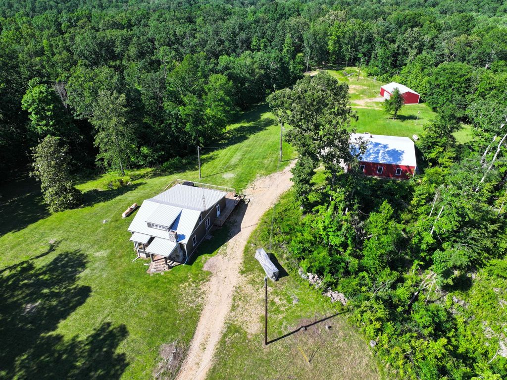 326 Hargis Rd, Dover, TN 37058