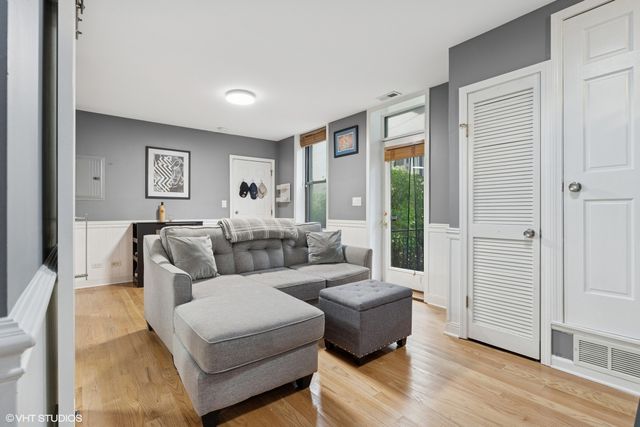 1920 W Dickens Avenue 1F, Chicago, IL 60614