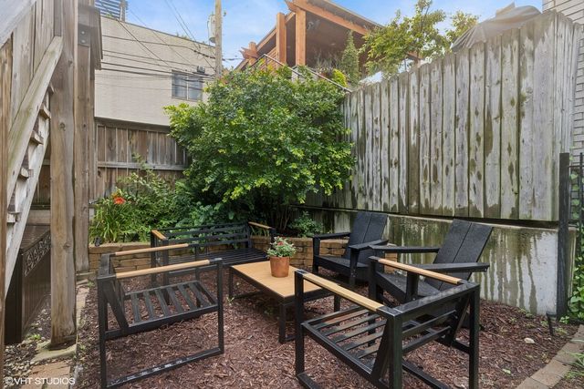 1920 W Dickens Avenue 1F, Chicago, IL 60614