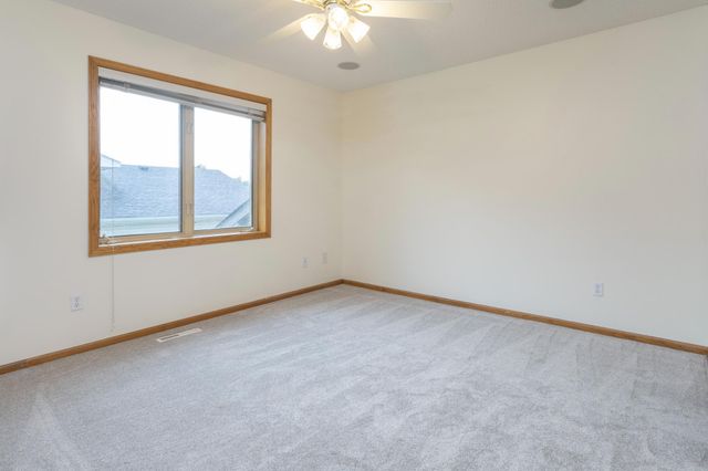700 141st Avenue NW, Andover, MN 55304