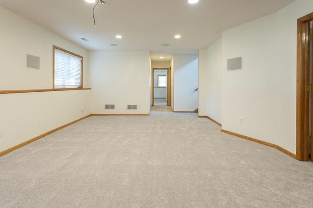 700 141st Avenue NW, Andover, MN 55304