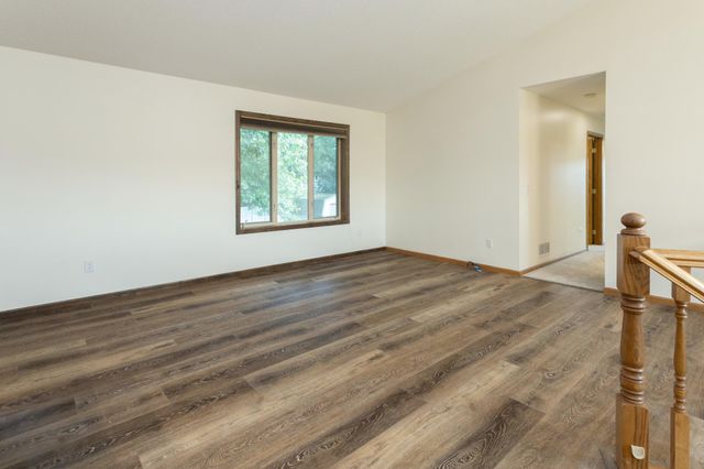 700 141st Avenue NW, Andover, MN 55304