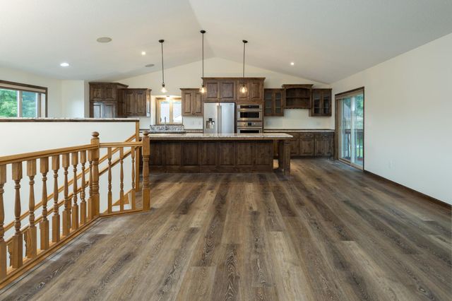 700 141st Avenue NW, Andover, MN 55304