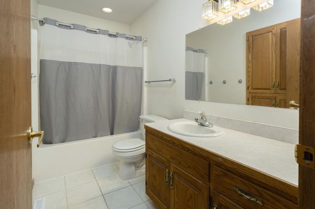 700 141st Avenue NW, Andover, MN 55304