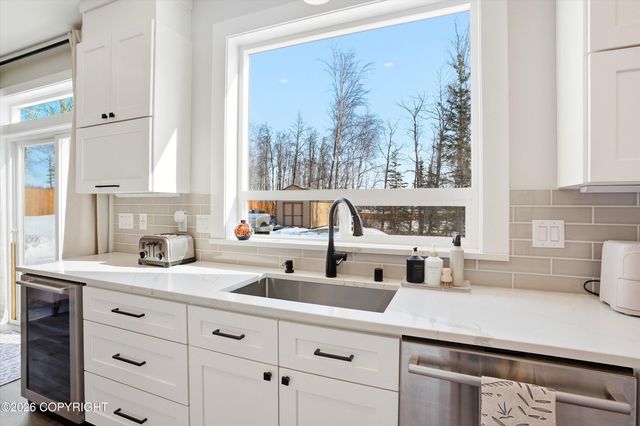 1370 N Bloodstone Circle, Wasilla, AK 99654