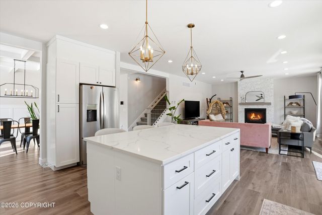 1370 N Bloodstone Circle, Wasilla, AK 99654