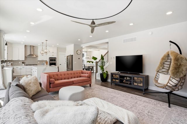 1370 N Bloodstone Circle, Wasilla, AK 99654