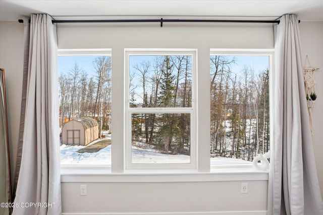 1370 N Bloodstone Circle, Wasilla, AK 99654