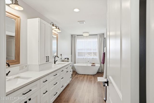 1370 N Bloodstone Circle, Wasilla, AK 99654