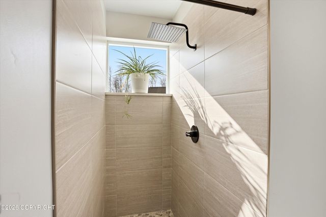 1370 N Bloodstone Circle, Wasilla, AK 99654