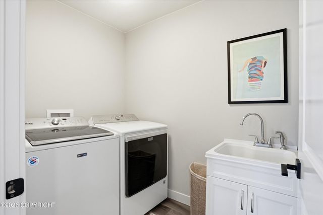 1370 N Bloodstone Circle, Wasilla, AK 99654