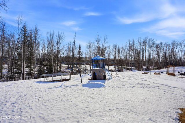 1370 N Bloodstone Circle, Wasilla, AK 99654