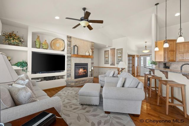 1428 MARIE LN, Cheyenne, WY 82009