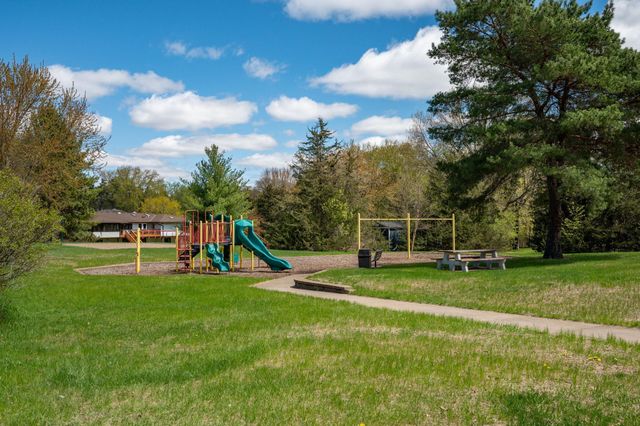 4560 148th Avenue NW, Andover, MN 55304