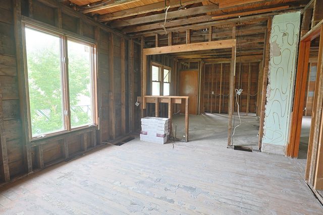 1711 Columbus Avenue, Bay City, MI 48708