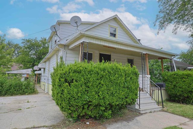 1711 Columbus Avenue, Bay City, MI 48708