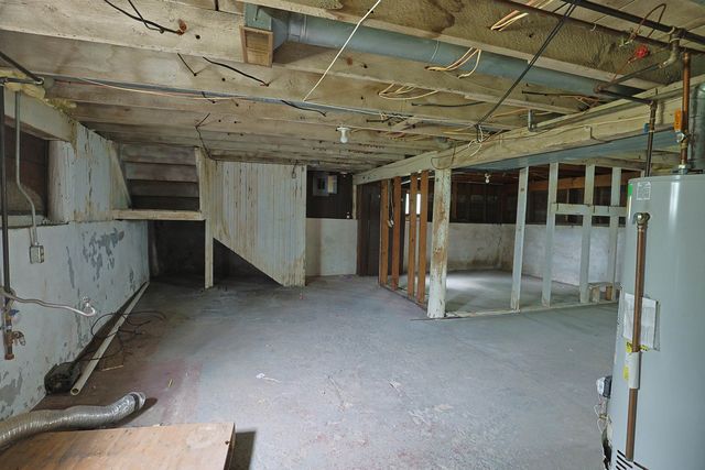 1711 Columbus Avenue, Bay City, MI 48708