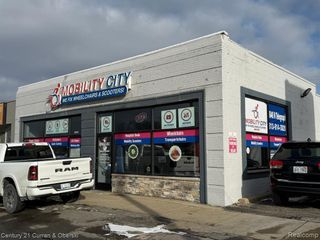 1848 N Telegraph Road, Dearborn, MI 48128