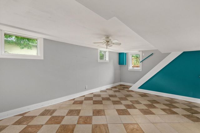 650 37th Street, Des Moines, IA 50312