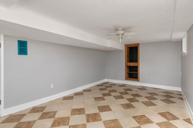 650 37th Street, Des Moines, IA 50312