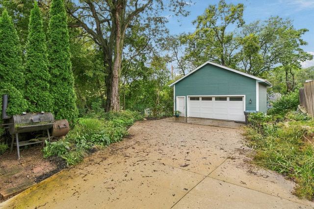 650 37th Street, Des Moines, IA 50312