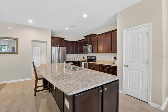 6207 MAGNOLIA PARK BLVD, Riverview, FL 33578