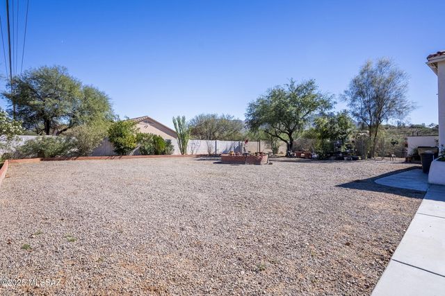 39 Avenida Pastor, Rio Rico, AZ 85648
