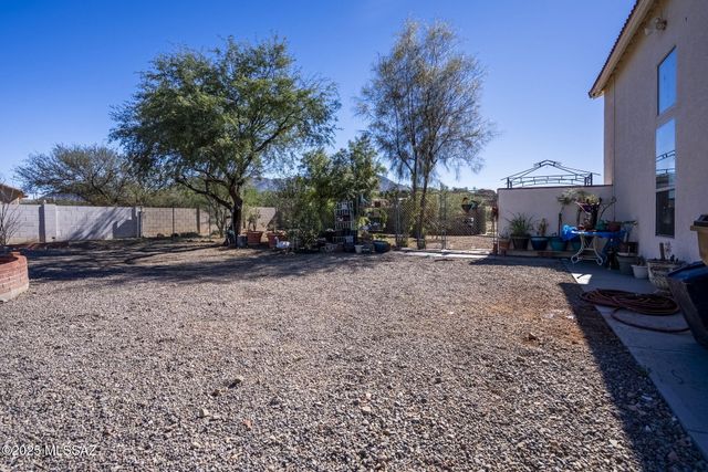 39 Avenida Pastor, Rio Rico, AZ 85648
