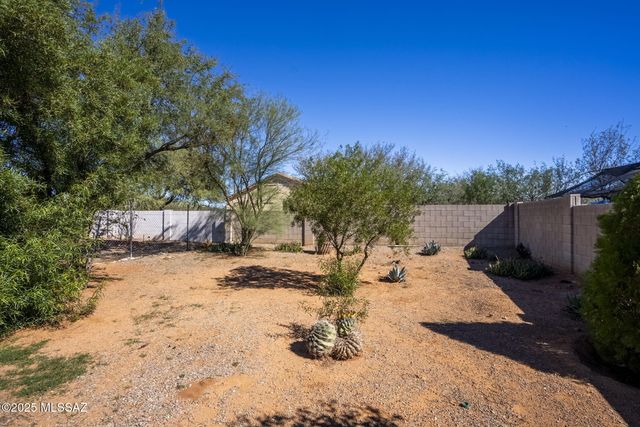 39 Avenida Pastor, Rio Rico, AZ 85648