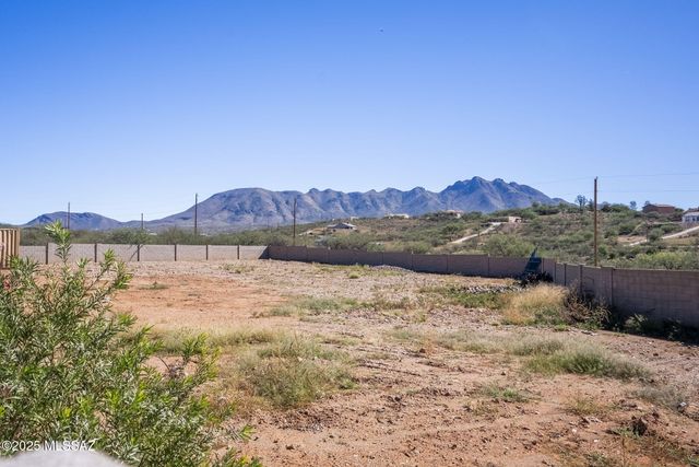 39 Avenida Pastor, Rio Rico, AZ 85648