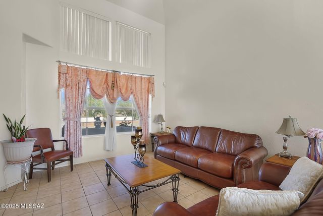 39 Avenida Pastor, Rio Rico, AZ 85648