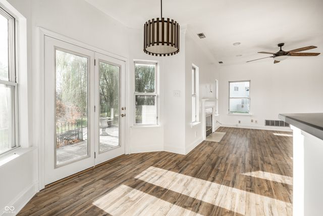 349 Cobblesprings Court, Avon, IN 46123