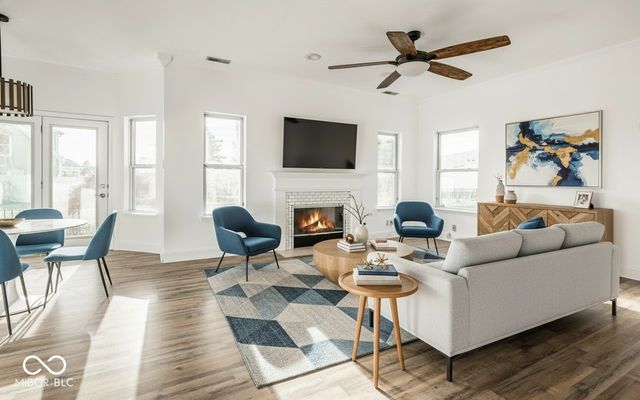 349 Cobblesprings Court, Avon, IN 46123