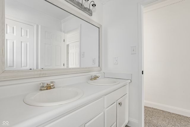 349 Cobblesprings Court, Avon, IN 46123